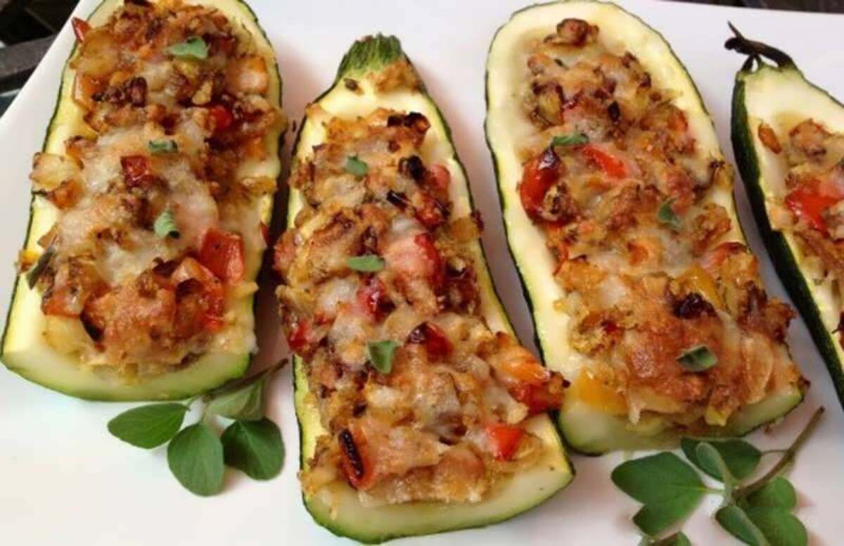 طرز تهیه کدو شکم پر با گوشت چرخ کرده طرز تهیه کدو شکم پر با گوشت چرخ کرده