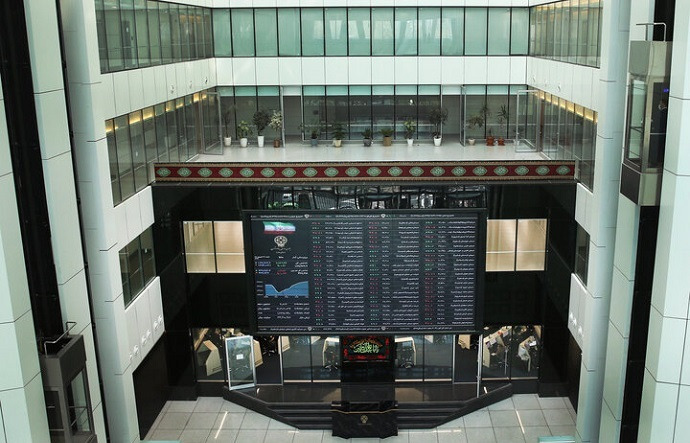 «سرمایه‌گذاری غیرمستقیم» بهترین گزینه برای سهامداران بورسی است