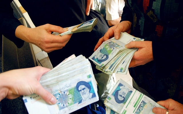 فقط ۳۸ درصد یارانه بگیران فقیرند / کارمندان دولت جزء ثروتمندان هستند! فقط ۳۸ درصد یارانه بگیران فقیرند / کارمندان دولت جزء ثروتمندان هستند!