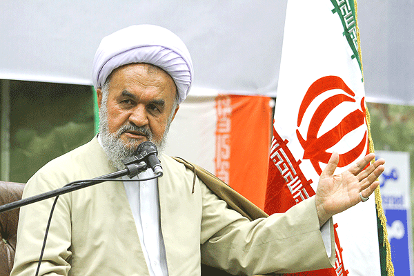رییسی تبر دیگری بر تورم بزند؛ همانند جدش ابراهیم خلیل الله آن تبر را بزند رییسی تبر دیگری بر تورم بزند؛ همانند جدش ابراهیم خلیل الله آن تبر را بزند