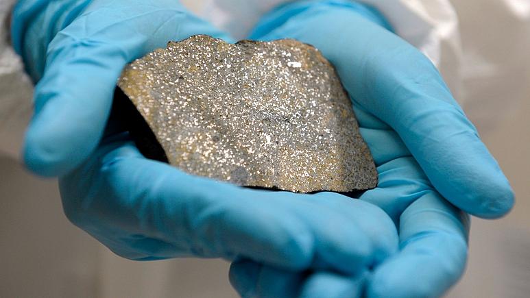 آیا حیات از فضا به زمین آمده است؟