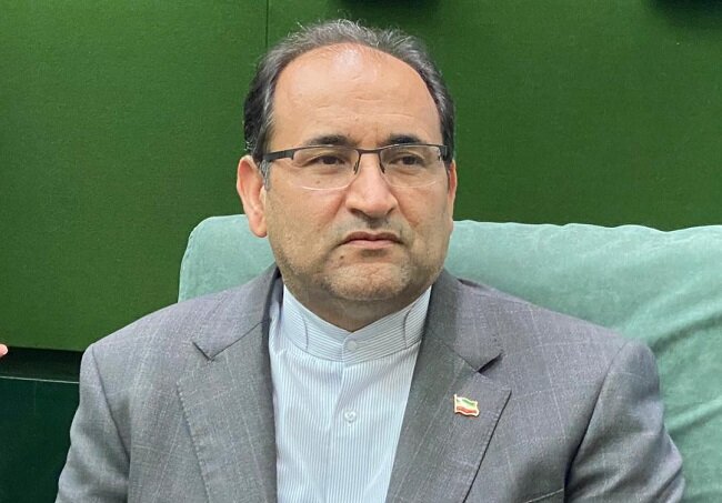 بدون اتصال به بازارهای جهانی دانش بنیان ها هم رشد نمی کنند بدون اتصال به بازارهای جهانی دانش بنیان ها هم رشد نمی کنند