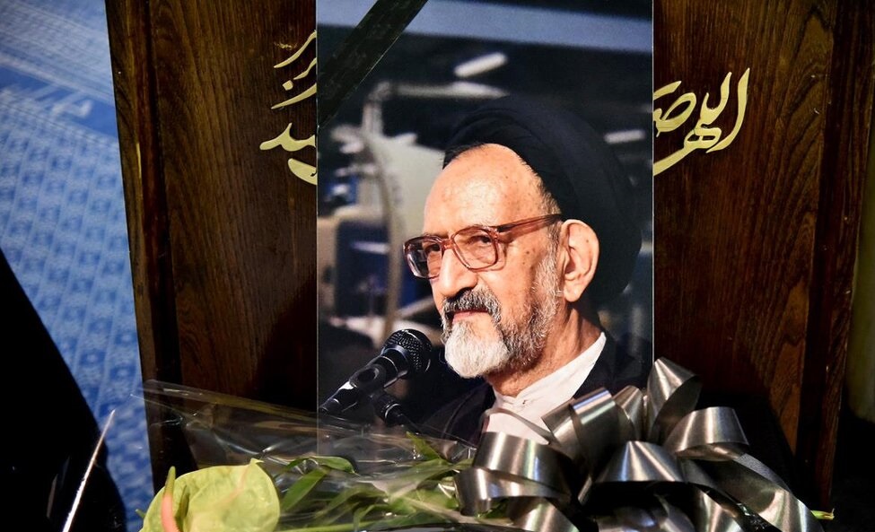 دو نماز میت برای دعایی + عکس