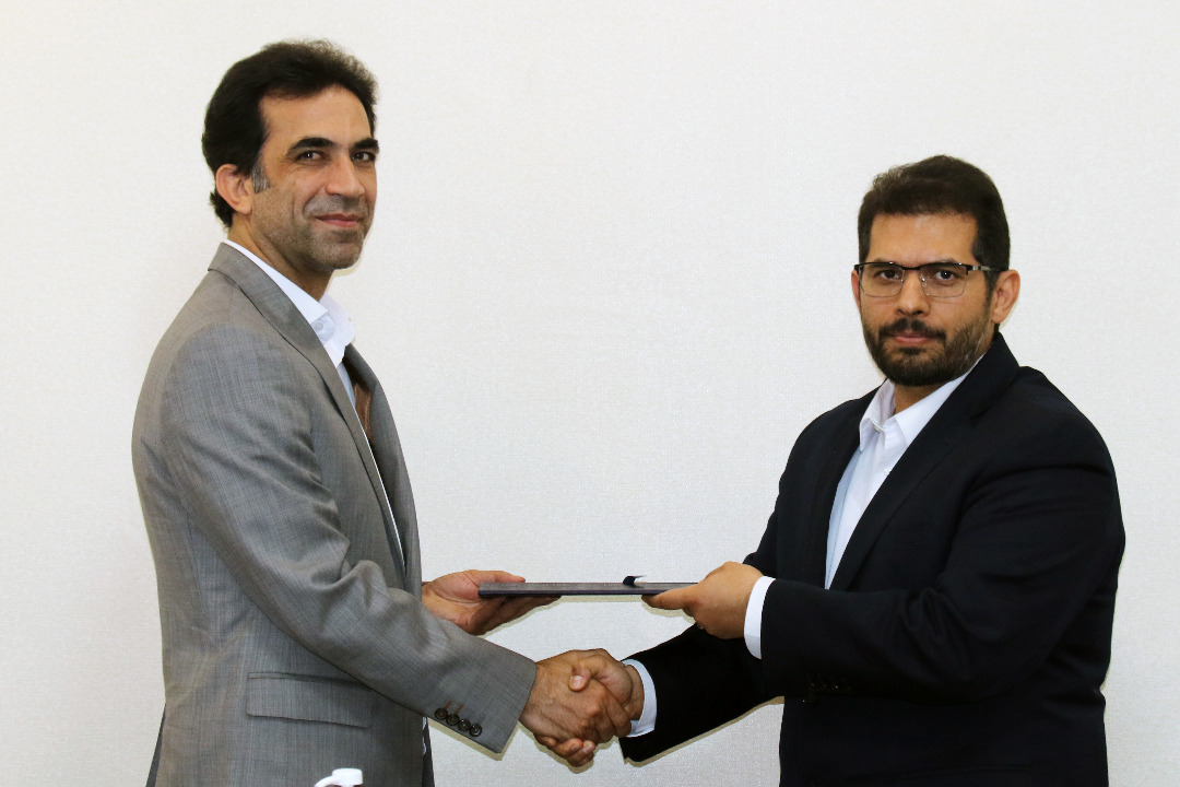 ثبات در ایرانول / حسینی مدیرعامل ایرانول شد ثبات در ایرانول / حسینی مدیرعامل ایرانول شد