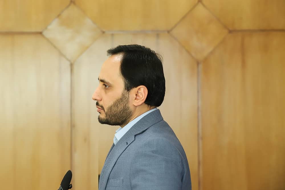 قیمت ها بر اساس ارز نیمایی است، کسی حق ندارد طبق ارز غیر رسمی قیمت گذاری کند قیمت ها بر اساس ارز نیمایی است، کسی حق ندارد طبق ارز غیر رسمی قیمت گذاری کند