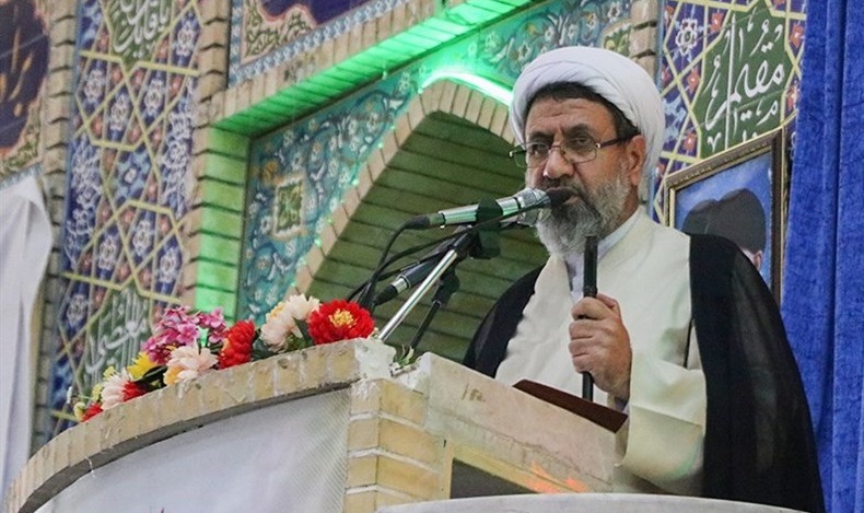 مسئولان مراقب قیمت ها در کف بازار باشند مسئولان مراقب قیمت ها در کف بازار باشند