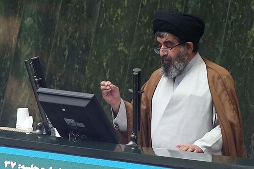 استعفای عبدالملکی خوب اما انتخابش از همان ابتدا اشتباه بود استعفای عبدالملکی خوب اما انتخابش از همان ابتدا اشتباه بود
