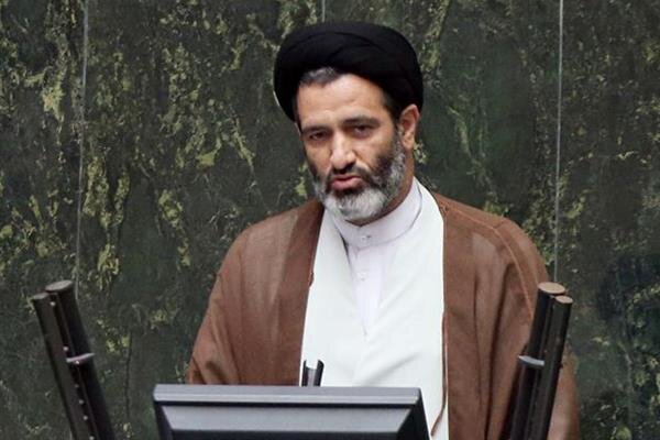 یک نماینده مجلس خطاب به رییسی: اگر لازم است تیم اقتصادی دولت را ترمیم کنید، مردم بیش از این تحمل فشار ندارند یک نماینده مجلس خطاب به رییسی: اگر لازم است تیم اقتصادی دولت را ترمیم کنید، مردم بیش از این تحمل فشار ندارند