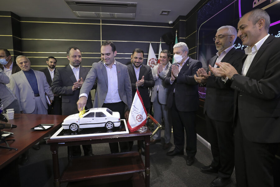 برگزاری نشست عرضه اولیه «تپسی» با حضور وزیر اقتصاد برگزاری نشست عرضه اولیه «تپسی» با حضور وزیر اقتصاد