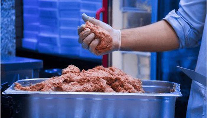 نکات بی نظیر و کاملا کاربردی در طرز تهیه کباب کوبیده خانگی نکات بی نظیر و کاملا کاربردی در طرز تهیه کباب کوبیده خانگی