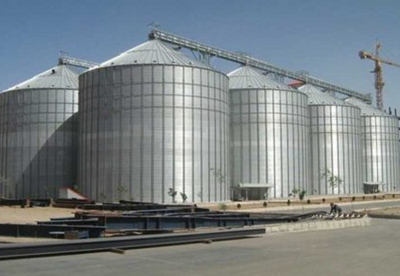 فروریختن سیلوی گندم حمیدیه + فیلم فروریختن سیلوی گندم حمیدیه + فیلم