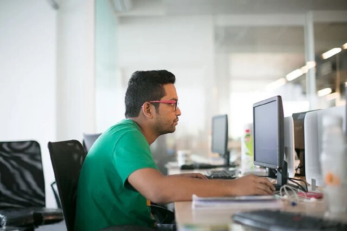 هشدار دانشمندان؛ زیاد بشینید می میرید