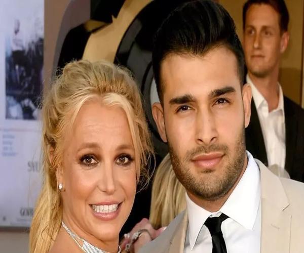 مادر شوهر ایرانی بریتنی اسپیرز کار دستش داد! مادر شوهر ایرانی بریتنی اسپیرز کار دستش داد!