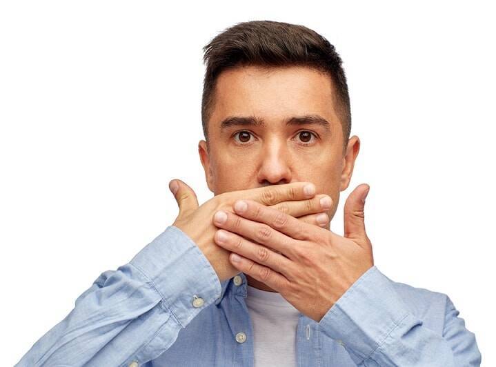 علت اصلی تلخ و بد مزه بودن دهان در صبح + راه حل علت اصلی تلخ و بد مزه بودن دهان در صبح + راه حل