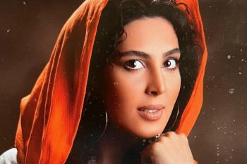 خاص ترین عکس لیلا بلوکات کنار برج ایفل و ژست بی نظیر او! خاص ترین عکس لیلا بلوکات کنار برج ایفل و ژست بی نظیر او!