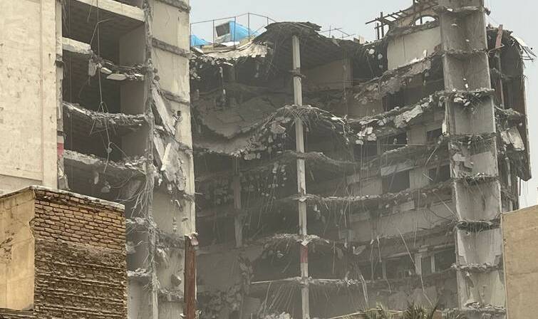 شبیه سازی سه بعدی از لحظه ریزش ساختمان متروپل آبادان + فیلم