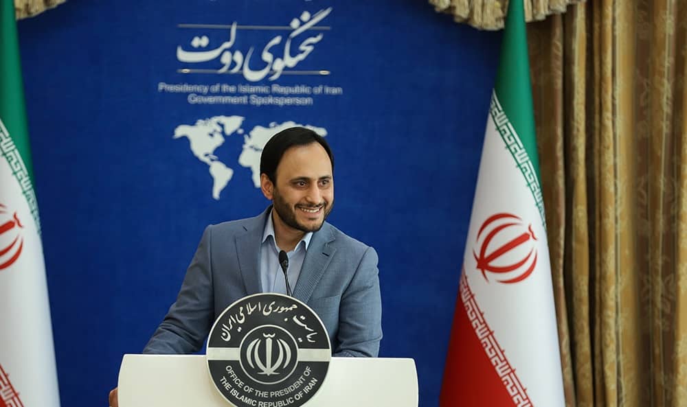دولت در روز ازدواج به جوانان هدیه می دهد دولت در روز ازدواج به جوانان هدیه می دهد