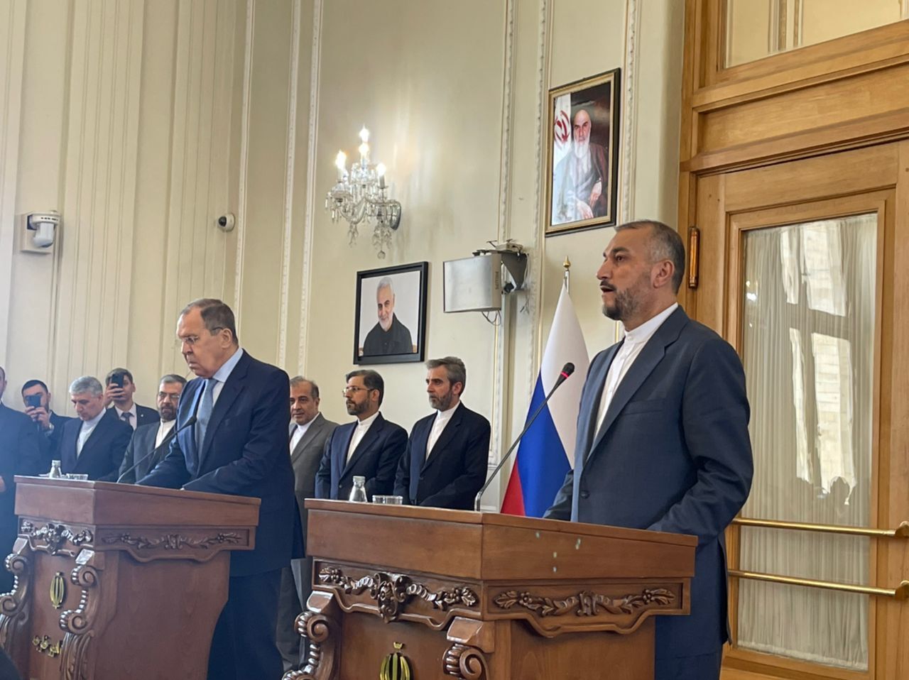 امیرعبداللهیان: مذاکرات خوبی با لاوروف داشتم، امیدوارم مذاکرات وین به زودی شروع شود امیرعبداللهیان: مذاکرات خوبی با لاوروف داشتم، امیدوارم مذاکرات وین به زودی شروع شود