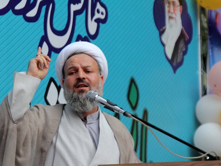 گرجی، دبیر ستاد امر به معروف قم: باید قلم پای هر کس که قصد تعرض به حجاب را دارد، خرد کرد گرجی، دبیر ستاد امر به معروف قم: باید قلم پای هر کس که قصد تعرض به حجاب را دارد، خرد کرد