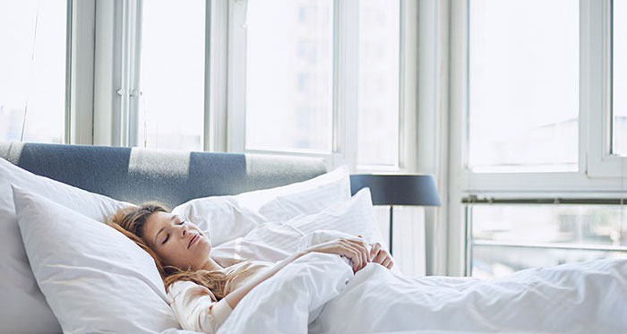 ۸ دلیل برای نخوابیدن و کارهایی برای رفع آن ۸ دلیل برای نخوابیدن و کارهایی برای رفع آن