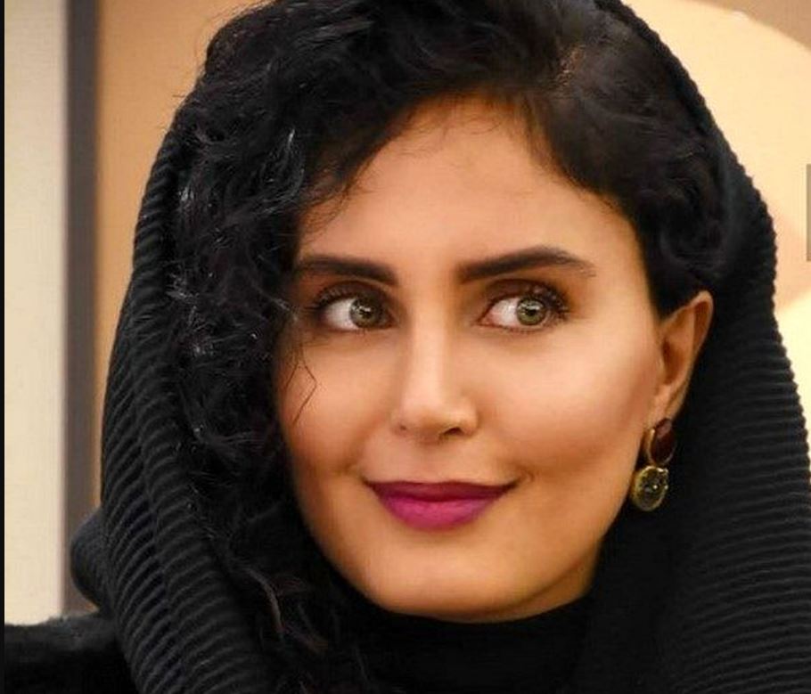 عکس جدید الناز شاکردوست و خواهرش در طبیعت عکس جدید الناز شاکردوست و خواهرش در طبیعت