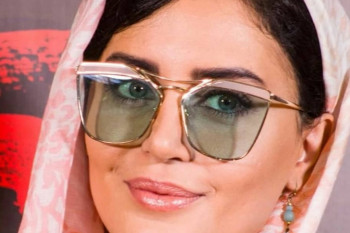 پوشش متفاوت و دیدنی الناز شاکردوست