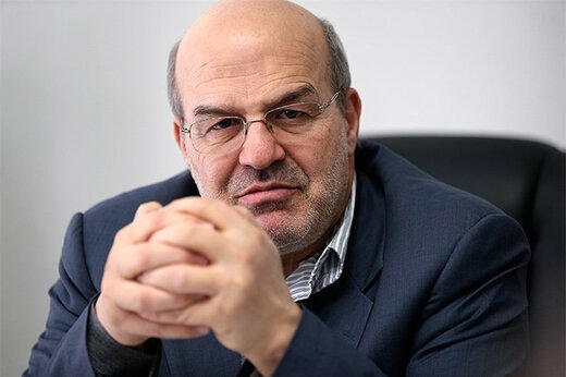 عیسی کلانتری از دبیری ستاد احیای دریاچه ارومیه برکنار شد