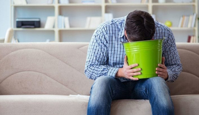 پیشنهاد خوراکی طب سنتی برای بعد استفراغ پیشنهاد خوراکی طب سنتی برای بعد استفراغ