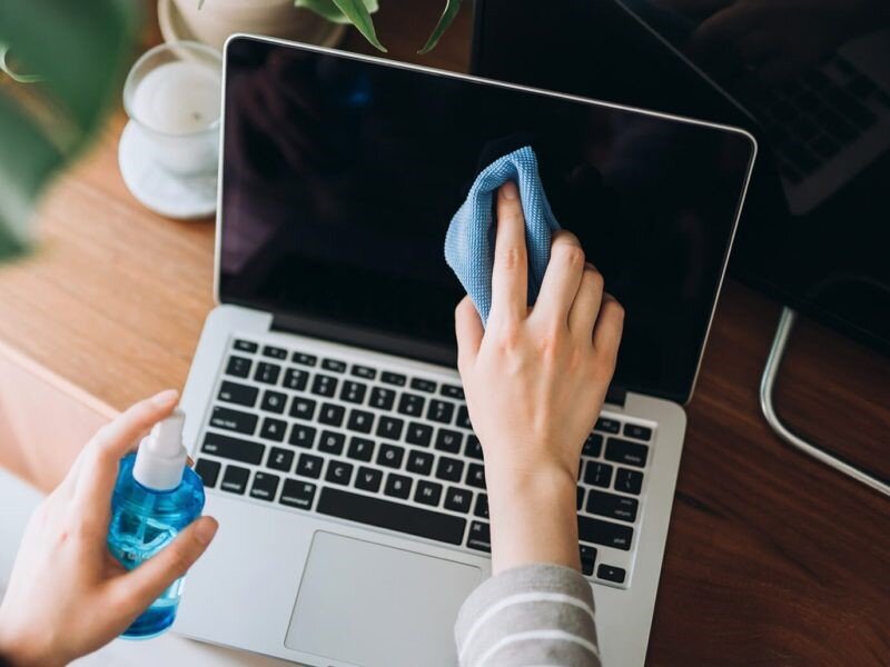 روش صحیح تمیز کردن هر نوع مانیتور و ال سی دی روش صحیح تمیز کردن هر نوع مانیتور و ال سی دی