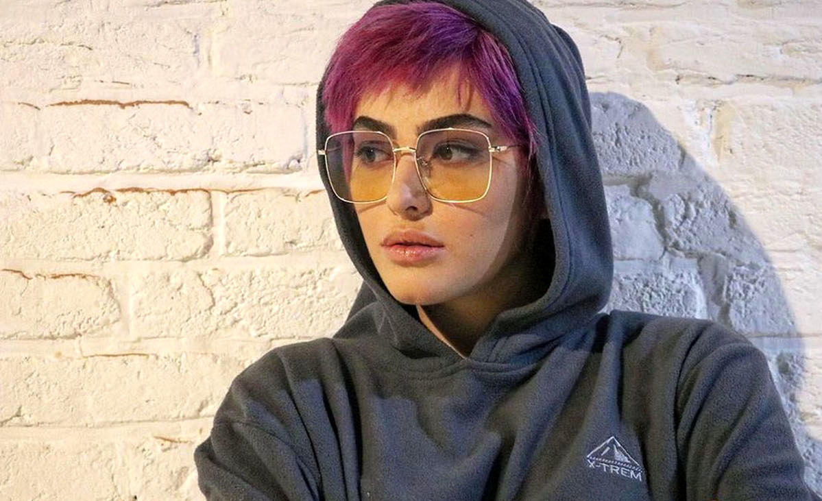 عکس های ریحانه پارسا در جشن عروسی پدرش!