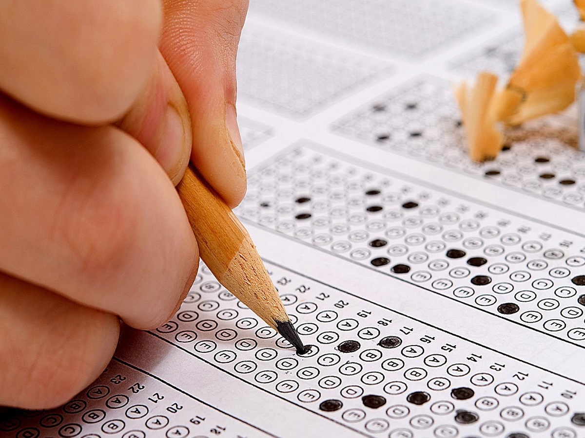 چند درصد کنکوری ها دواطلبان ریاضی و فنی بودند؟