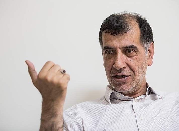 به روحانی گفتم نه باید احمدی نژاد و نه باید خاتمی بشوید / اقتصاد کلان ما مشکل دارد، هیچ یک از دولت ها مقصر نیستند به روحانی گفتم نه باید احمدی نژاد و نه باید خاتمی بشوید / اقتصاد کلان ما مشکل دارد، هیچ یک از دولت ها مقصر نیستند