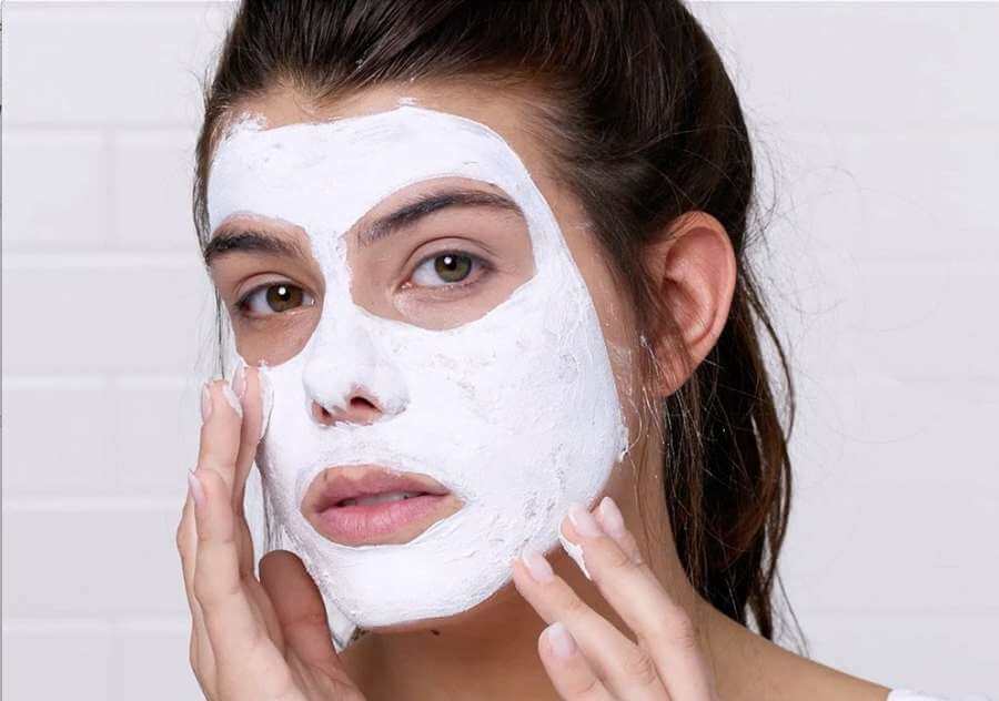 بهترین وقت سال برای لایه برداری پوست صورت بهترین وقت سال برای لایه برداری پوست صورت