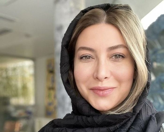 شباهت عجیب چهره فریبا نادری به خواهرش! + عکس شباهت عجیب چهره فریبا نادری به خواهرش! + عکس