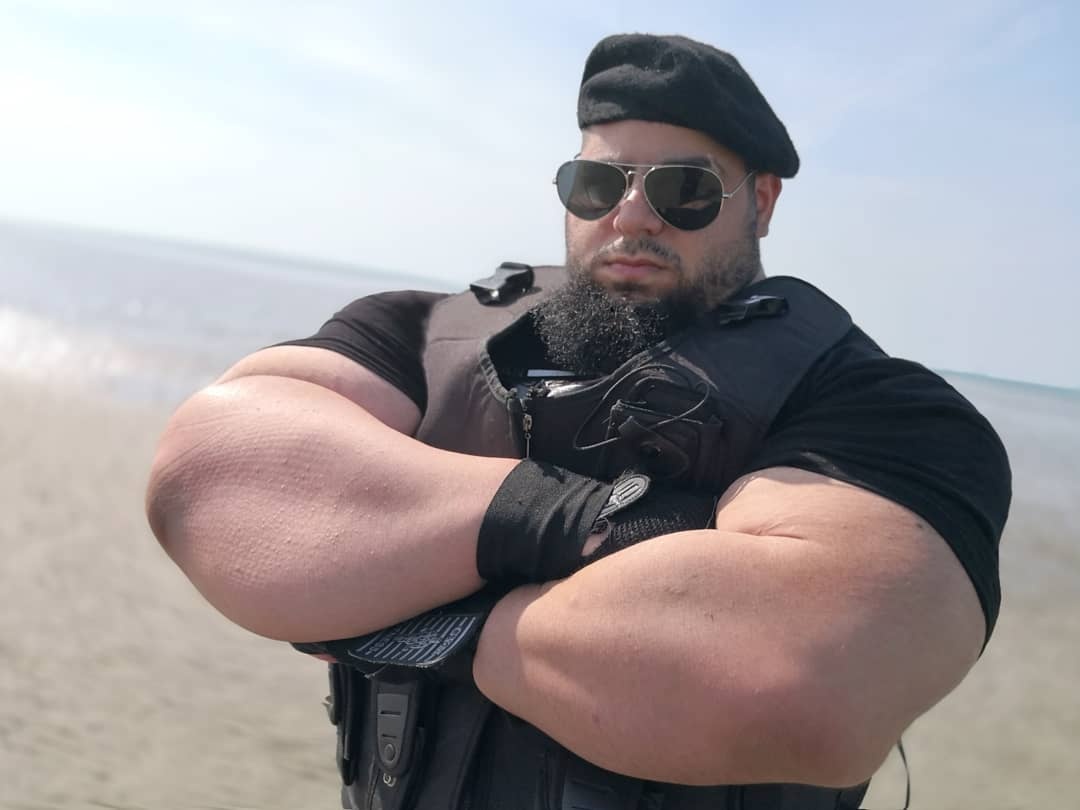 استایل هالک ایرانی در هیات عزاداری سوژه شد + عکس استایل هالک ایرانی در هیات عزاداری سوژه شد + عکس
