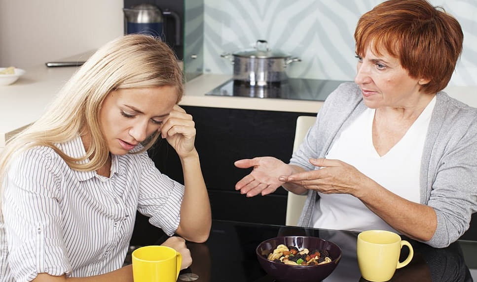 چگونه با مادر شوهرم صحبت کنم؟ چگونه با مادر شوهرم صحبت کنم؟