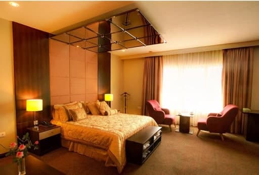 تورم ۴۹.۴درصدی تولیدکننده خدمات / بیشترین افزایش قیمت در تامین جا و غذا و کمترین در آب رسانی