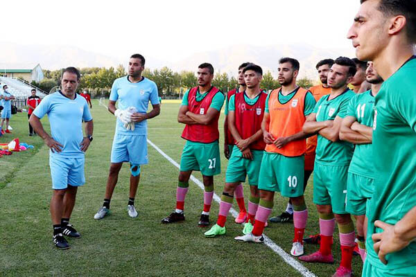 ۲ پرسپولیسی و ۲ استقلالی در لیست جدید مهدوی کیا ۲ پرسپولیسی و ۲ استقلالی در لیست جدید مهدوی کیا