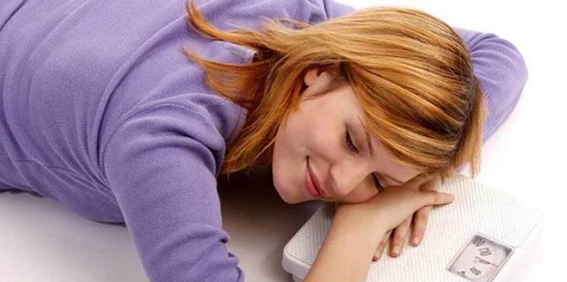 با خوابیدن هم لاغر می شویم؟ با خوابیدن هم لاغر می شویم؟