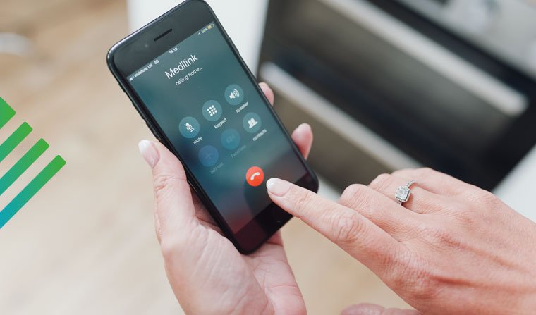 ضبط ساده مکالمه‌ در آیفون با این وسیله جالب