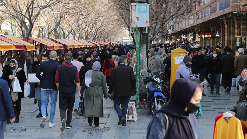 درآمد خانوارهای ایرانی در ۴۰ سال گذشته / بازگشت به ابتدای دهه ۸۰ درآمد خانوارهای ایرانی در ۴۰ سال گذشته / بازگشت به ابتدای دهه ۸۰