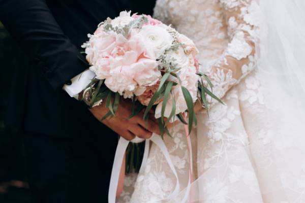 ازدواج فامیلی خوب است یا بد؟ + باید و نبایدهای ازدواج فامیلی ازدواج فامیلی خوب است یا بد؟ + باید و نبایدهای ازدواج فامیلی