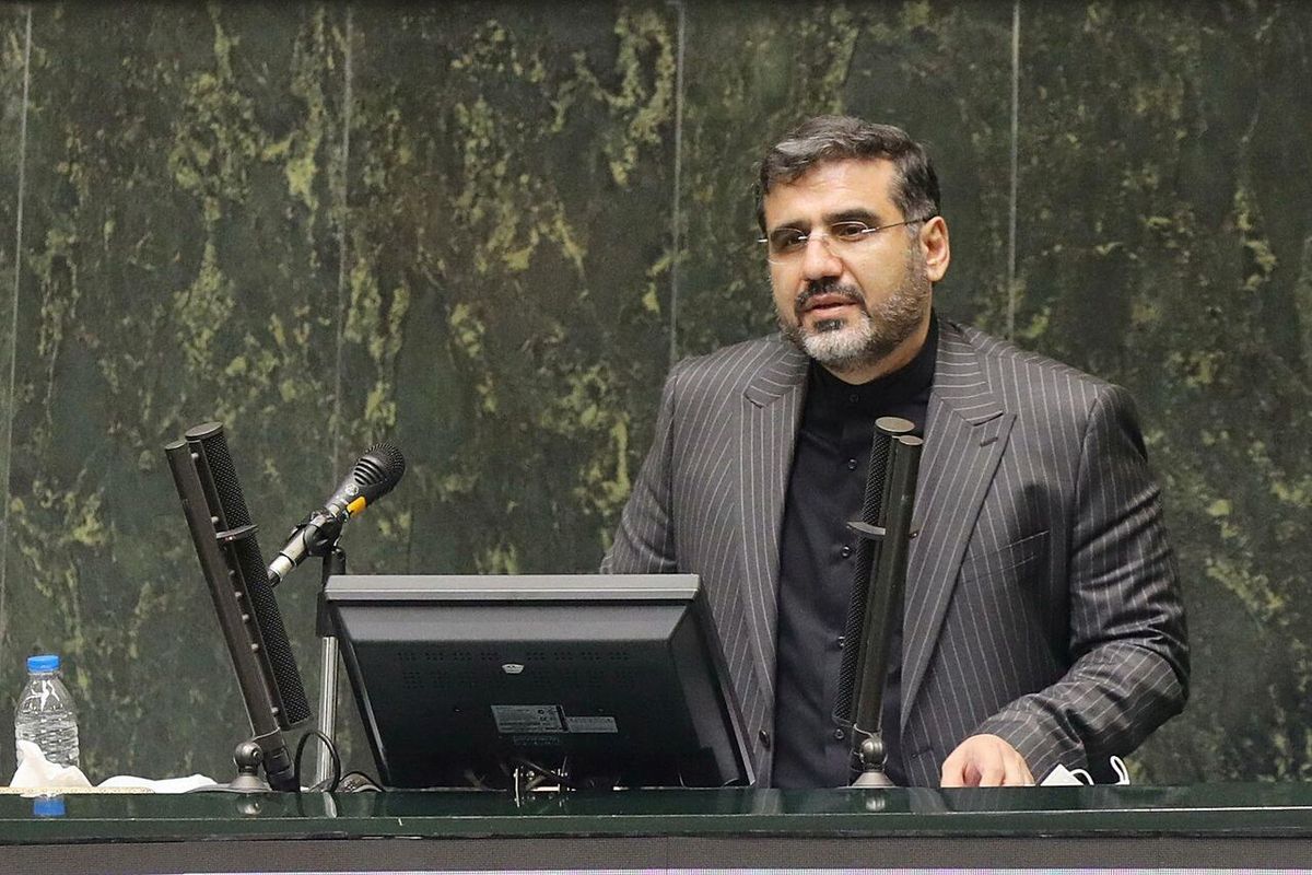 وزیر فرهنگ: موظف هستیم زمینه سعادت مردم را فراهم کنیم وزیر فرهنگ: موظف هستیم زمینه سعادت مردم را فراهم کنیم