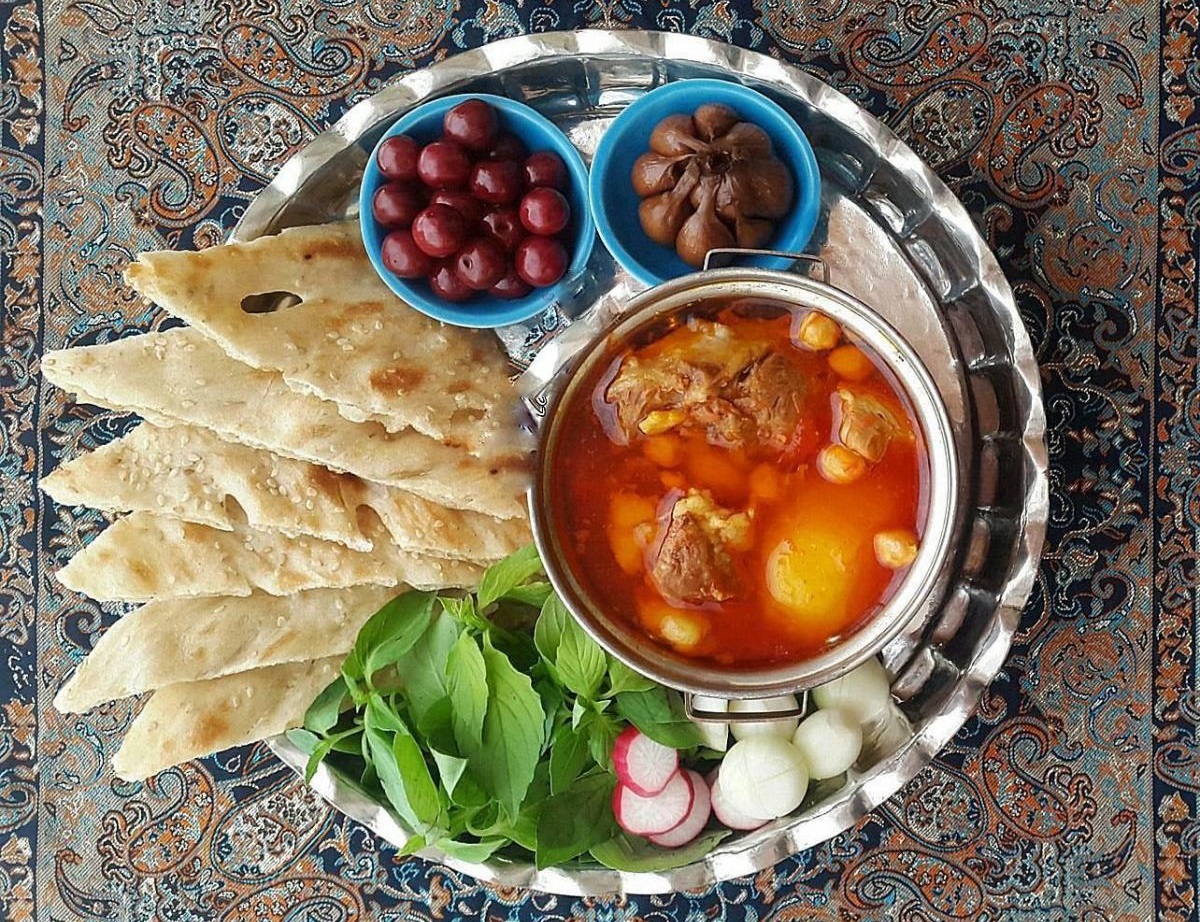 طرز تهیه آبگوشت لعابدار فوق العاده خوشمزه طرز تهیه آبگوشت لعابدار فوق العاده خوشمزه