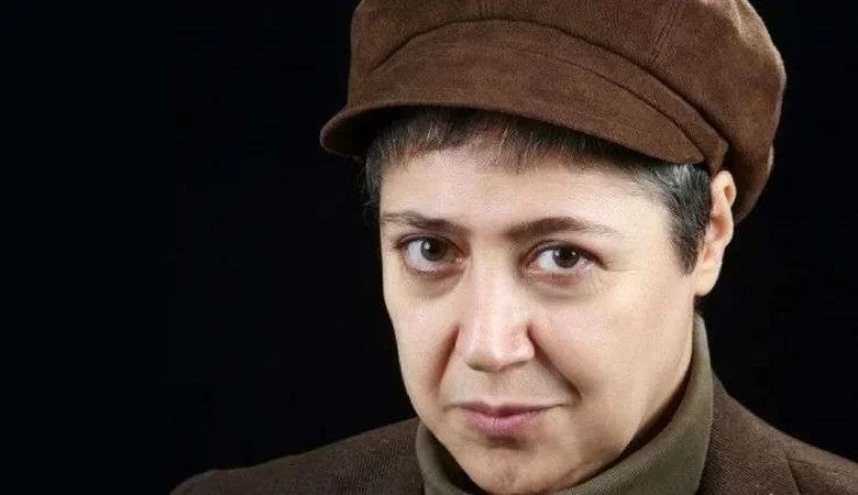 اولین حضور مازیار لرستانی با پوشش مردانه در یک مراسم رسمی + عکس اولین حضور مازیار لرستانی با پوشش مردانه در یک مراسم رسمی + عکس