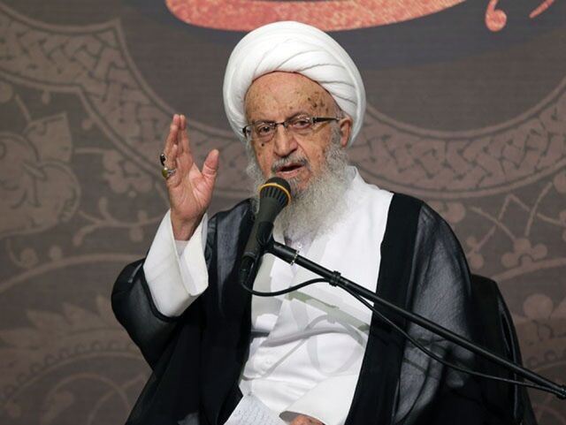 آیت‌ الله مکارم: گرانی ها نباید شور عزاداری های محرم را تحت الشعاع قرار بدهد