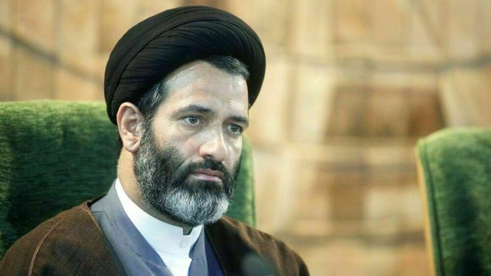 تفکیک وزارت صمت با برنامه ششم توسعه مغایرت دارد / هزینه ۴ تا ۵ هزار میلیارد تومانی تغییر ساختار! تفکیک وزارت صمت با برنامه ششم توسعه مغایرت دارد / هزینه ۴ تا ۵ هزار میلیارد تومانی تغییر ساختار!