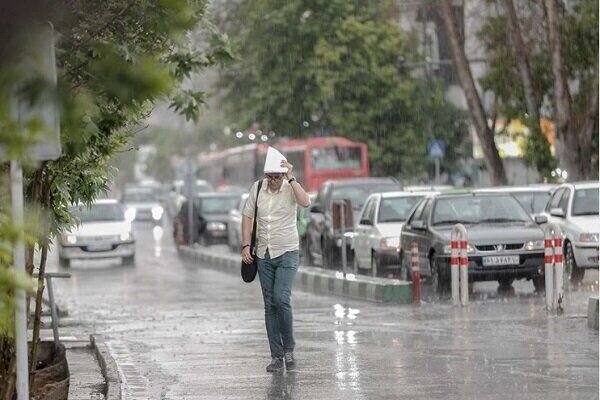 طوفان در راه تهران/ کاهش نسبی دما تا اواخر هفته طوفان در راه تهران/ کاهش نسبی دما تا اواخر هفته