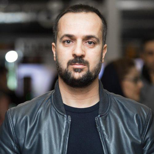 شباهت عجیب بدل احمد مهرانفر با نقش ارسطو + عکس شباهت عجیب بدل احمد مهرانفر با نقش ارسطو + عکس