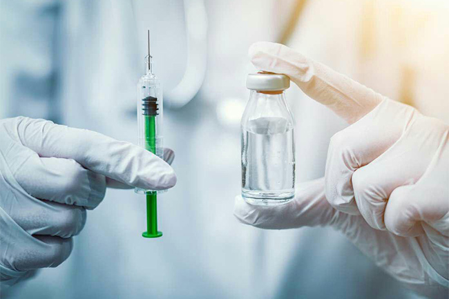 ۳ گروه در خطر شیوع آنفلوانزا هستند / بهترین زمان تزریق واکسن آنفلوآنزا